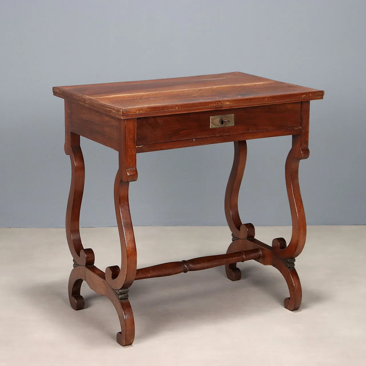 Scrivania in noce con cassetto, fine '800 1