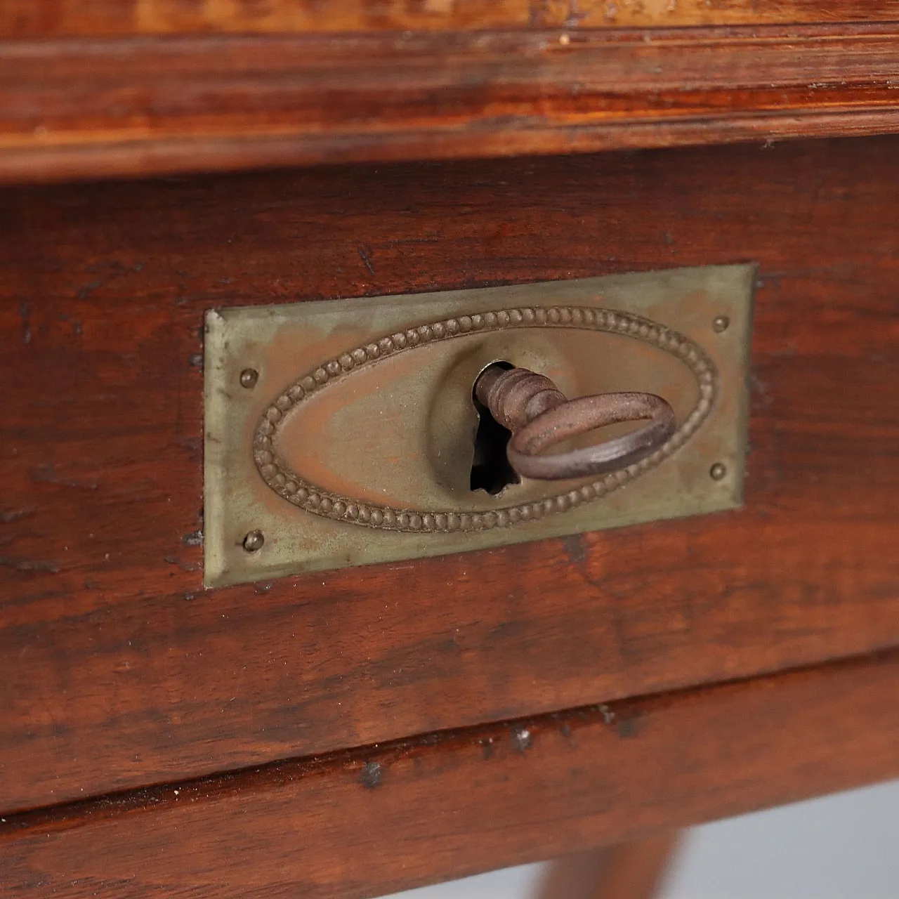 Scrivania in noce con cassetto, fine '800 4