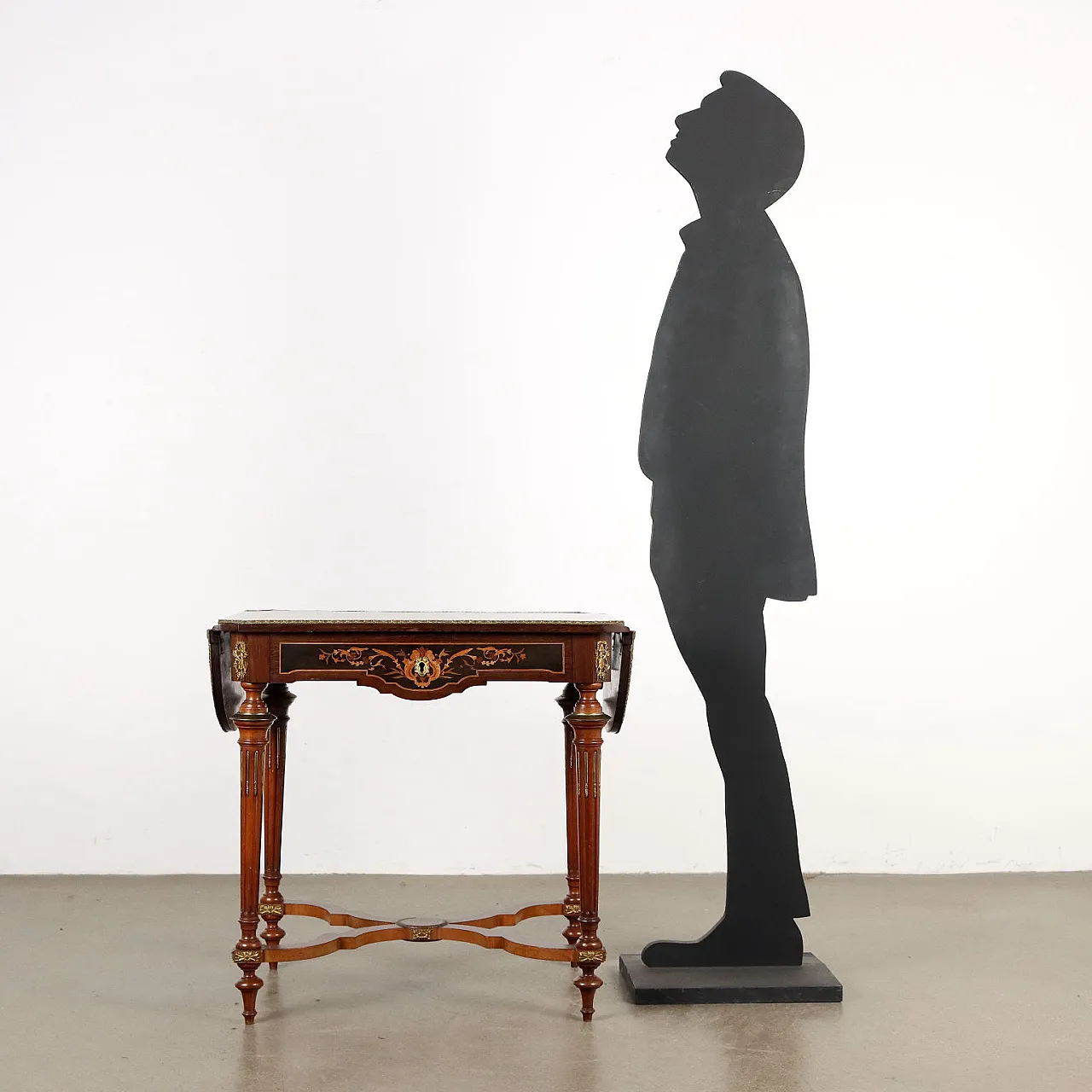 Tavolino in stile neoclassico, primo '900 2