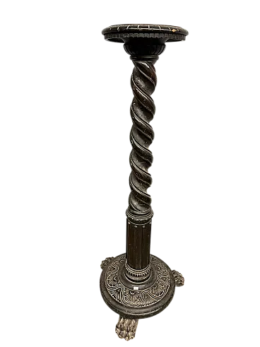 Colonna neo-rinascimentale in noce, intagliata, 1920