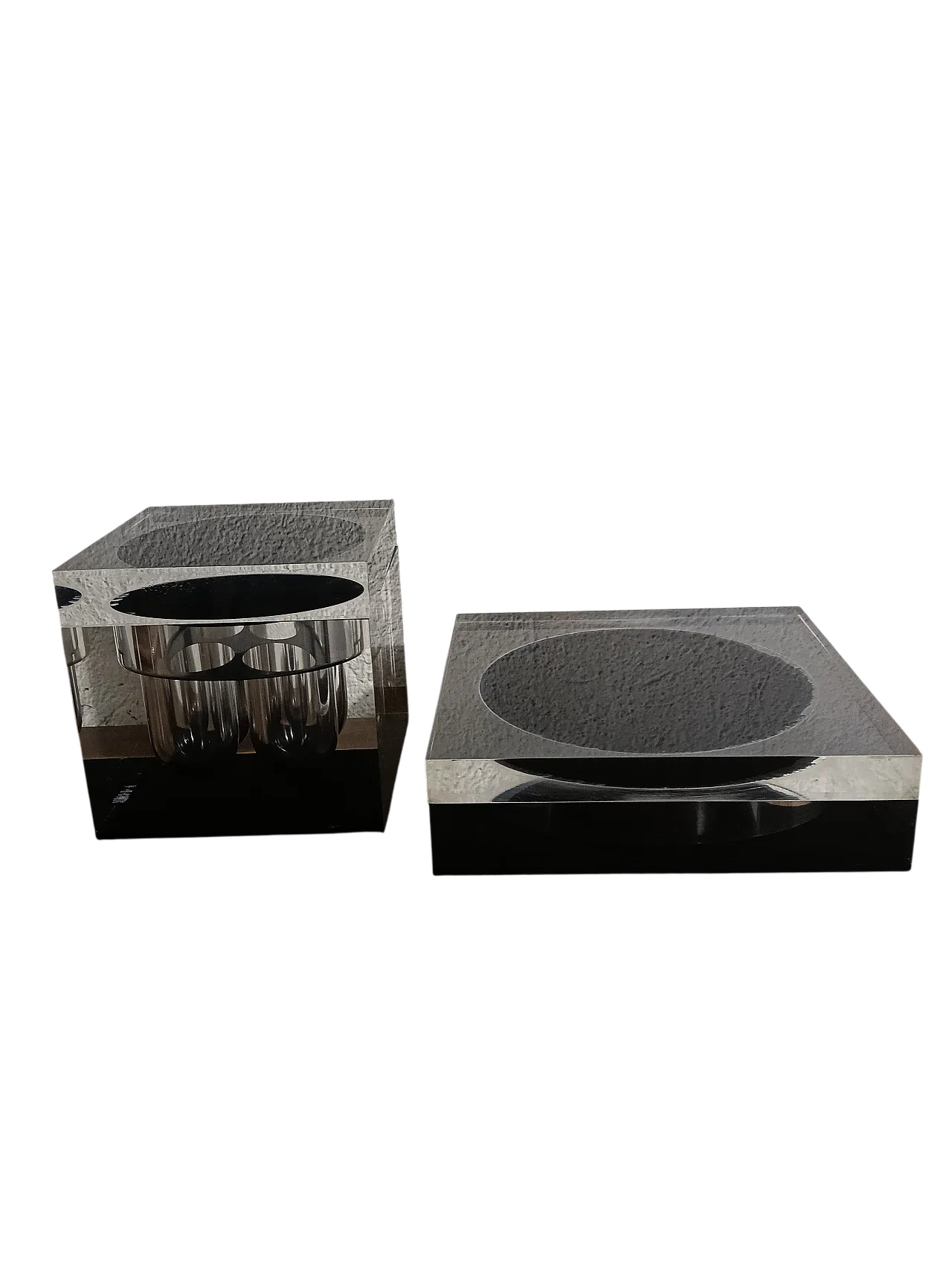 Money & Scati milan two boxes in plexiglass design swallow knuth 1975 10