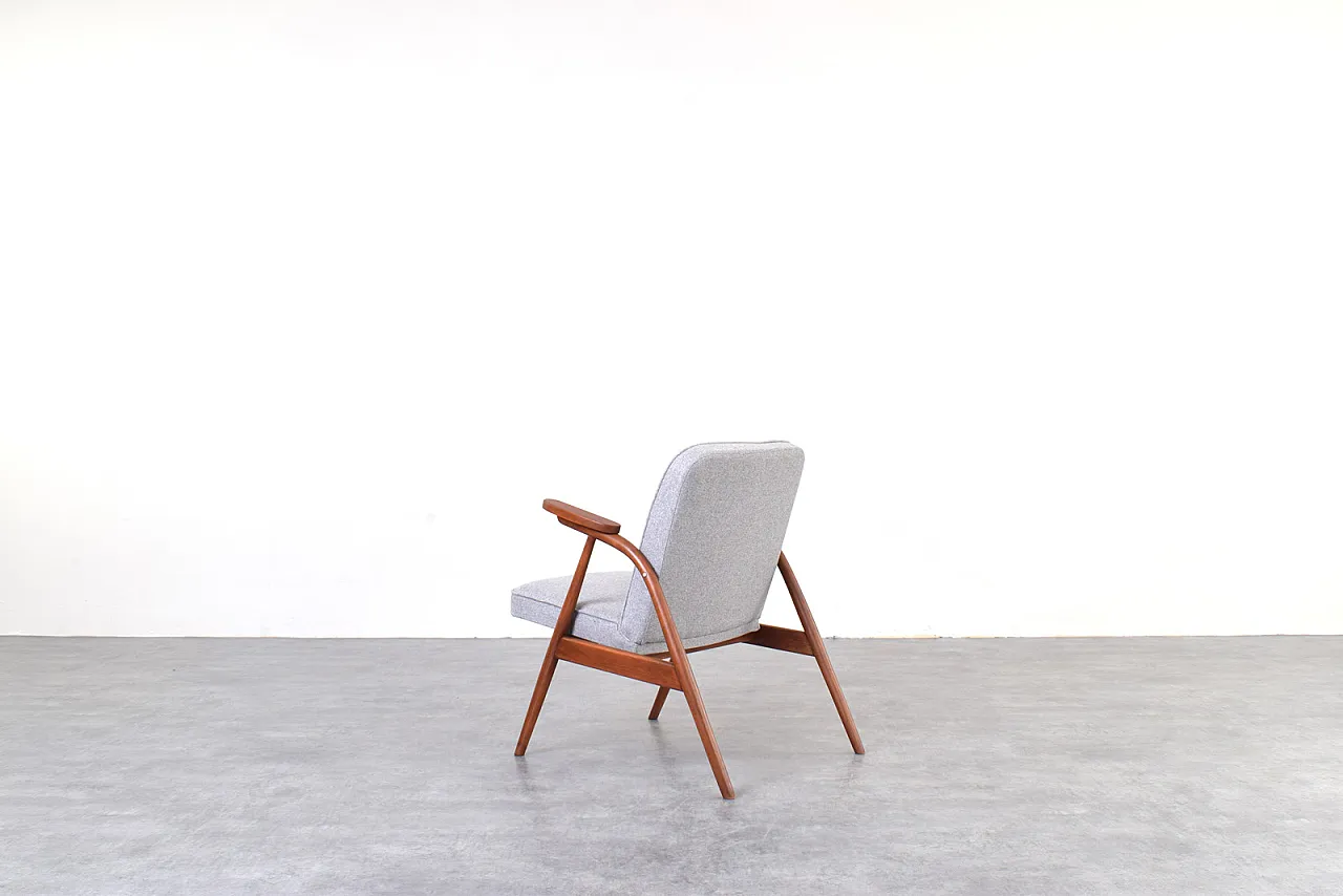 Mid-Century Polish Lounge Chair, 1960s 17