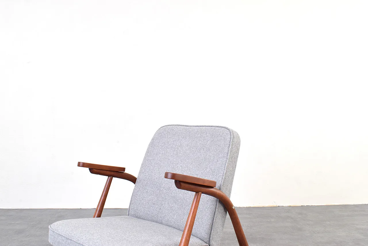 Mid-Century Polish Lounge Chair, 1960s 18