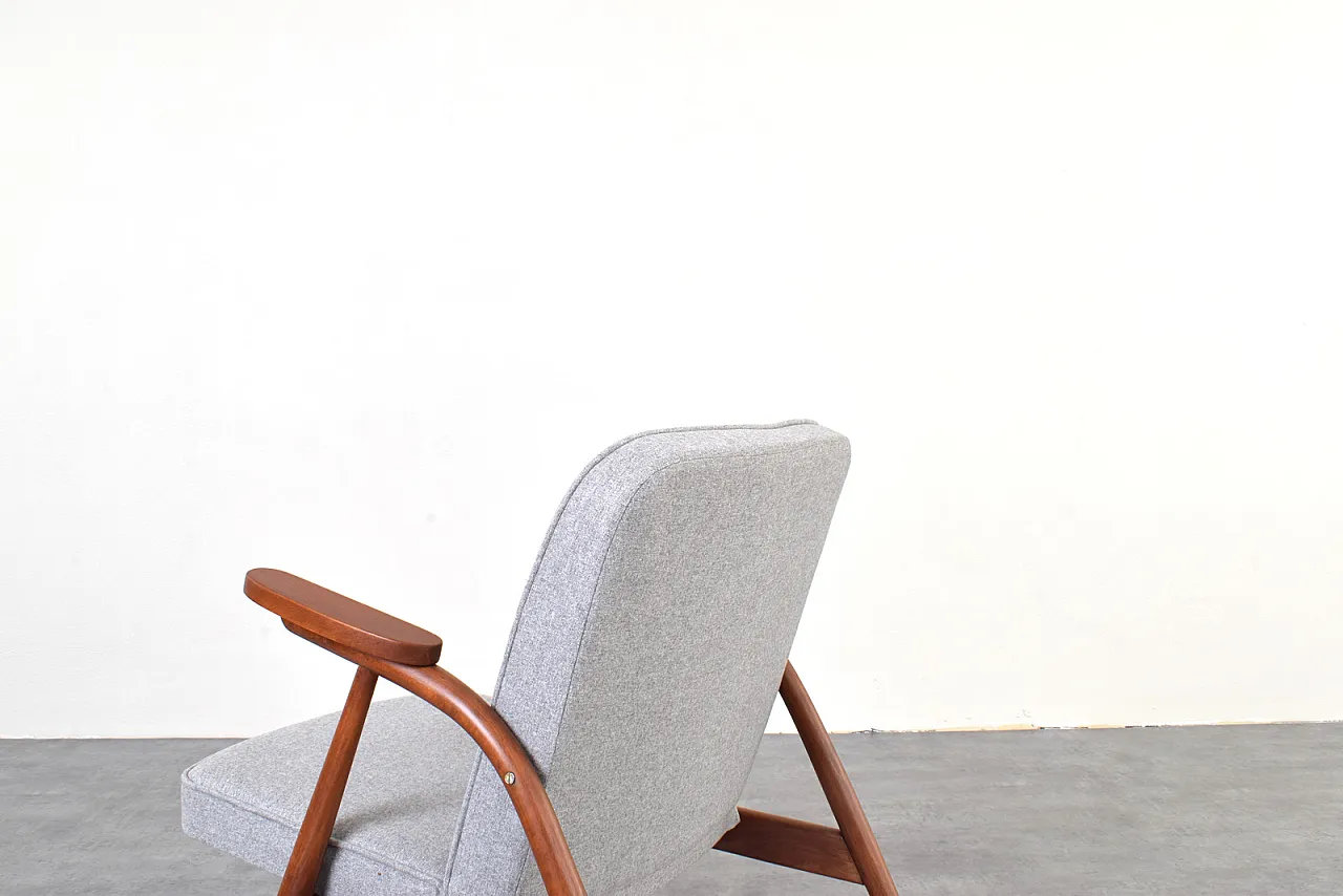 Mid-Century Polish Lounge Chair, 1960s 22