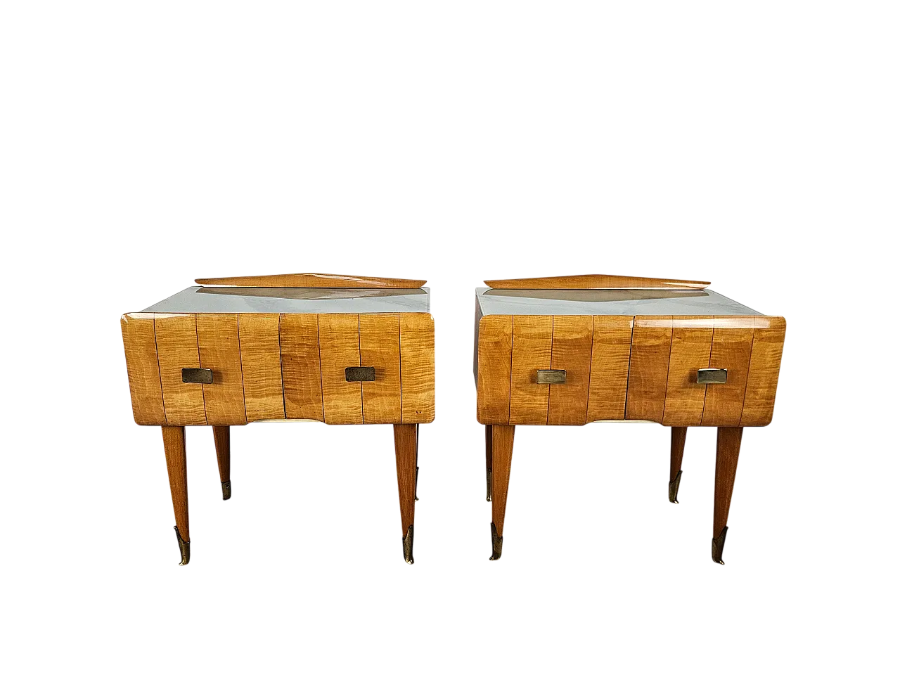 Italian bedside tables Mid Century in brass maple and decorated glass, 1950 17