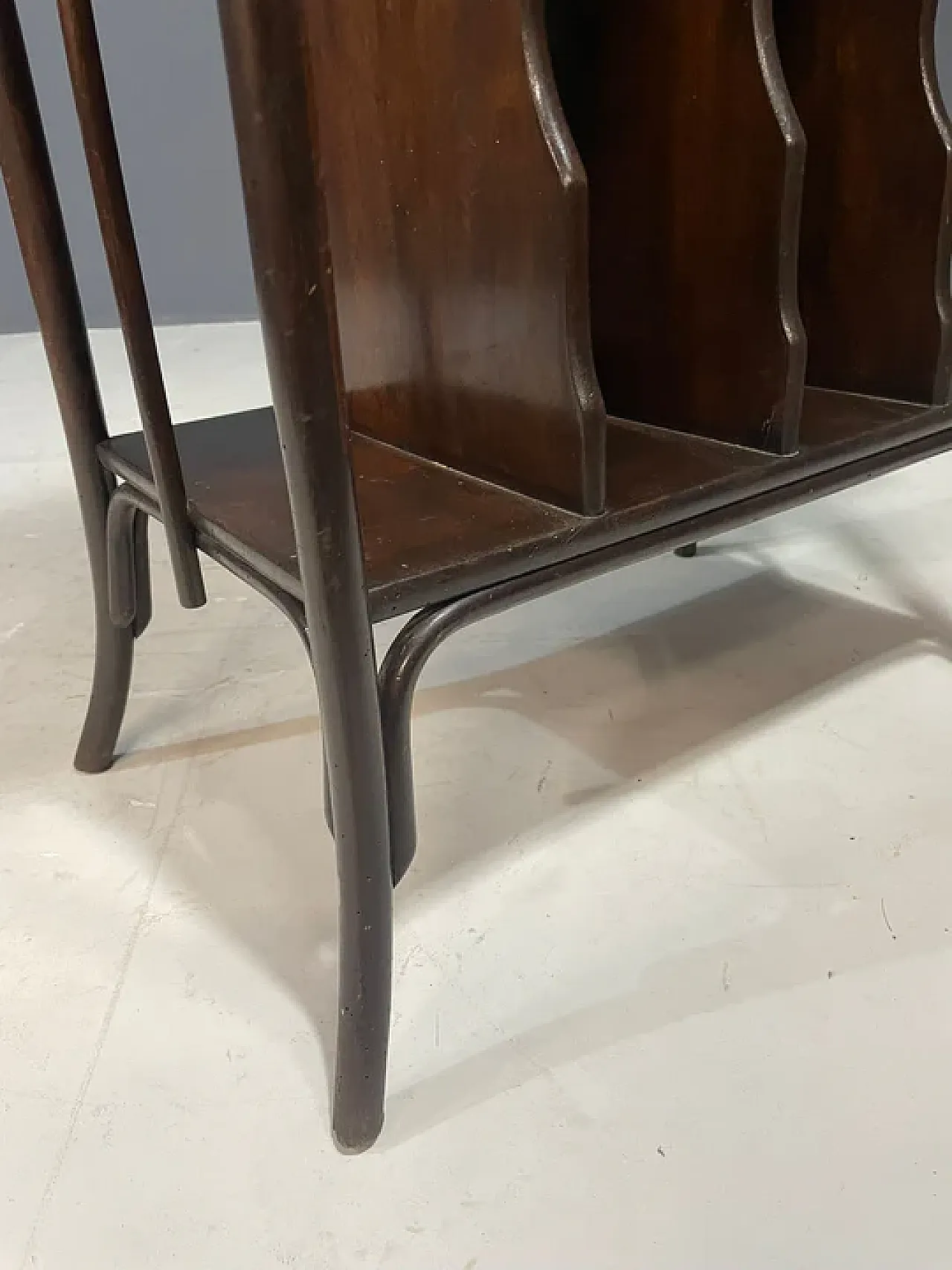 Tavolo di Gebrüder Thonet, modello 11611, primo '900 3