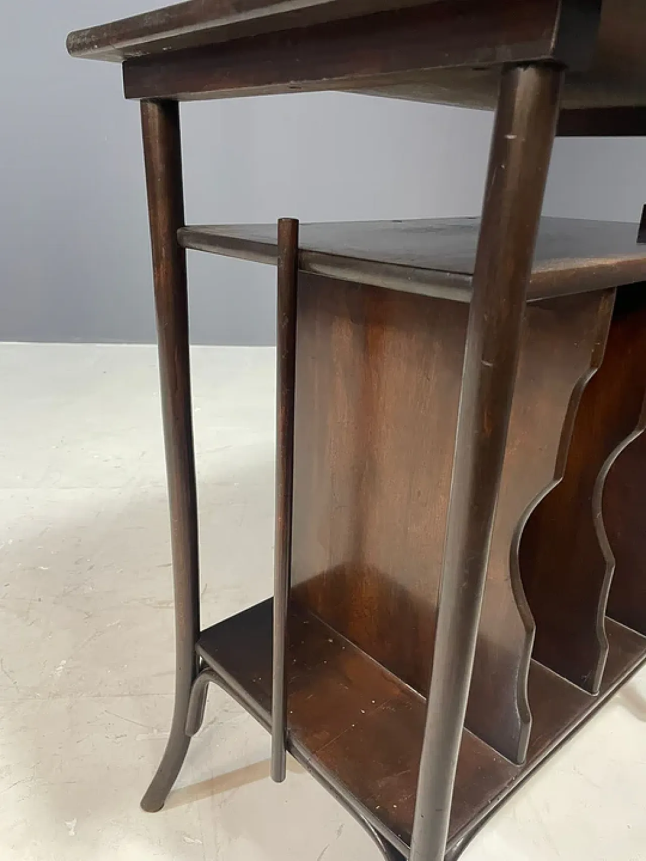 Tavolo di Gebrüder Thonet, modello 11611, primo '900 8