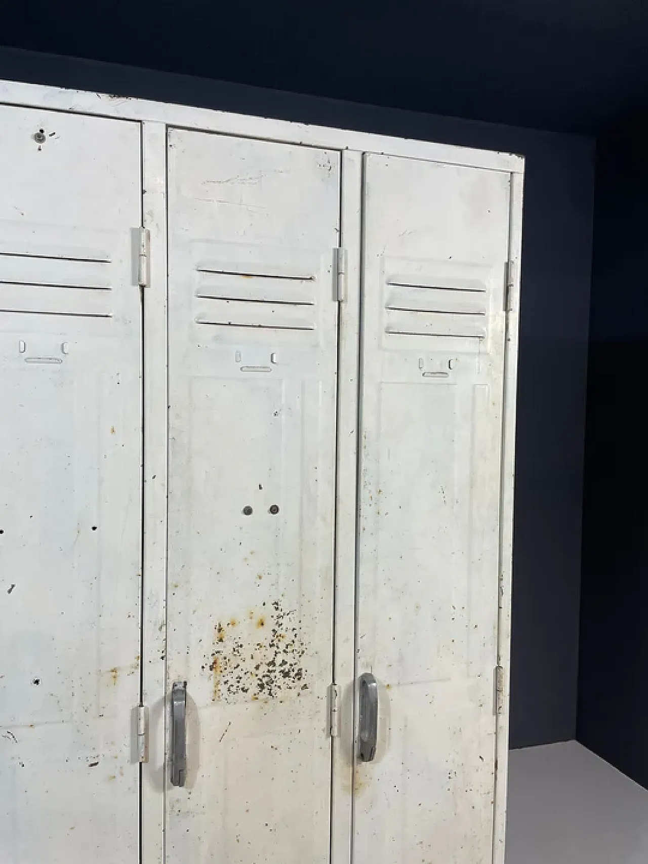 Armadietto industriale in metallo, anni '70 6