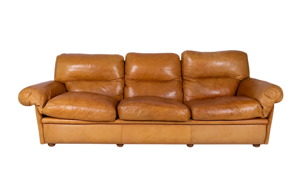 Divano in pelle cognac a tre posti, anni '70 10
