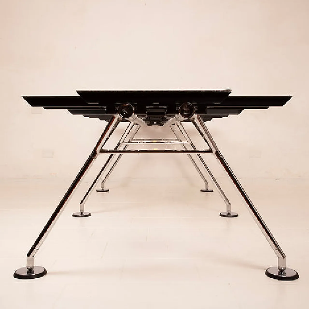 Nomos Meeting table by Norman Foster for Tecno SPA, 1980s 13
