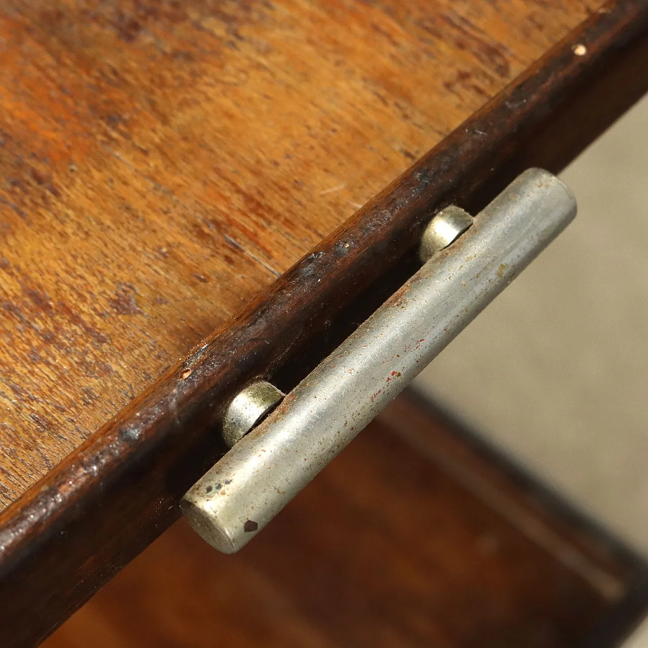 Carrello di servizio in pioppo impiallacciato e metallo, metà '900 6