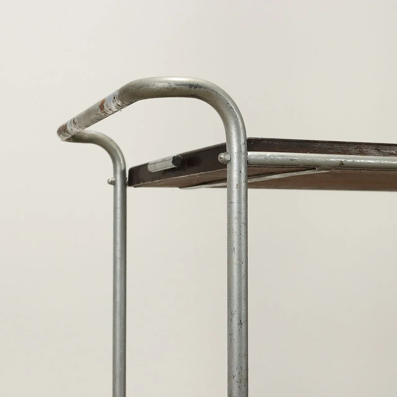 Carrello di servizio in pioppo impiallacciato e metallo, metà '900 7