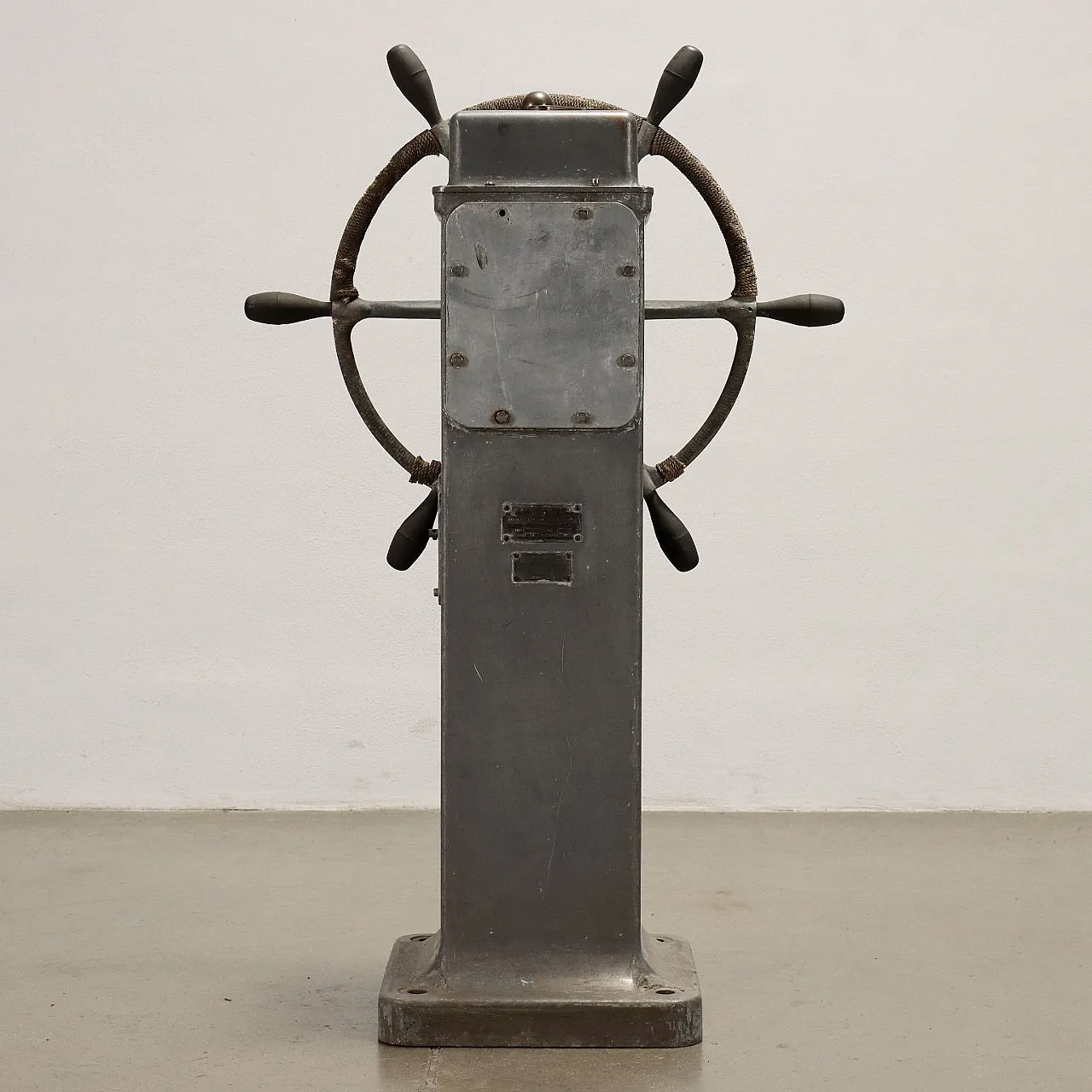 Sperry Gyroscope Company ship's wheel 9