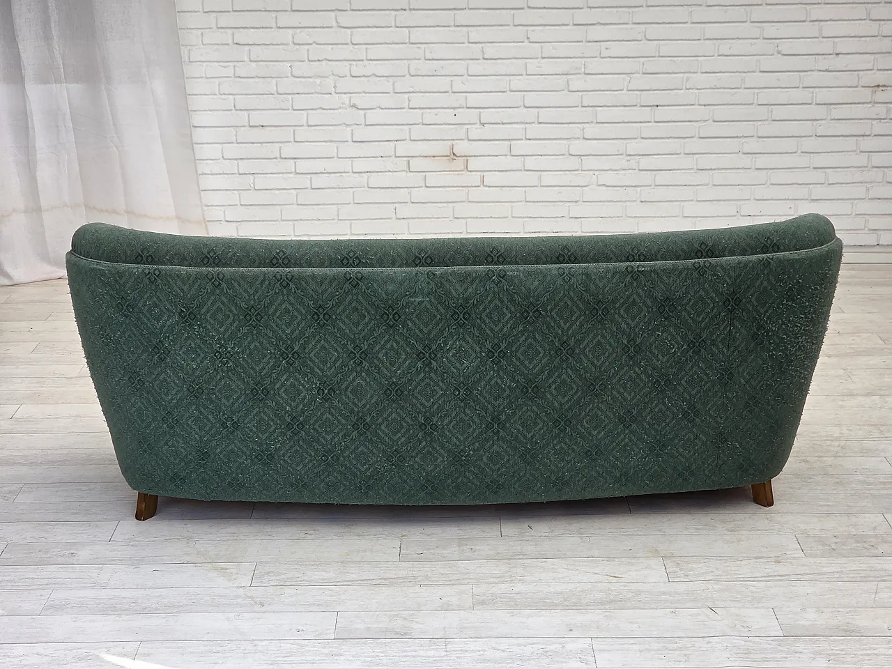 Divano danese a 3 posti verde chiaro, Anni '60 9