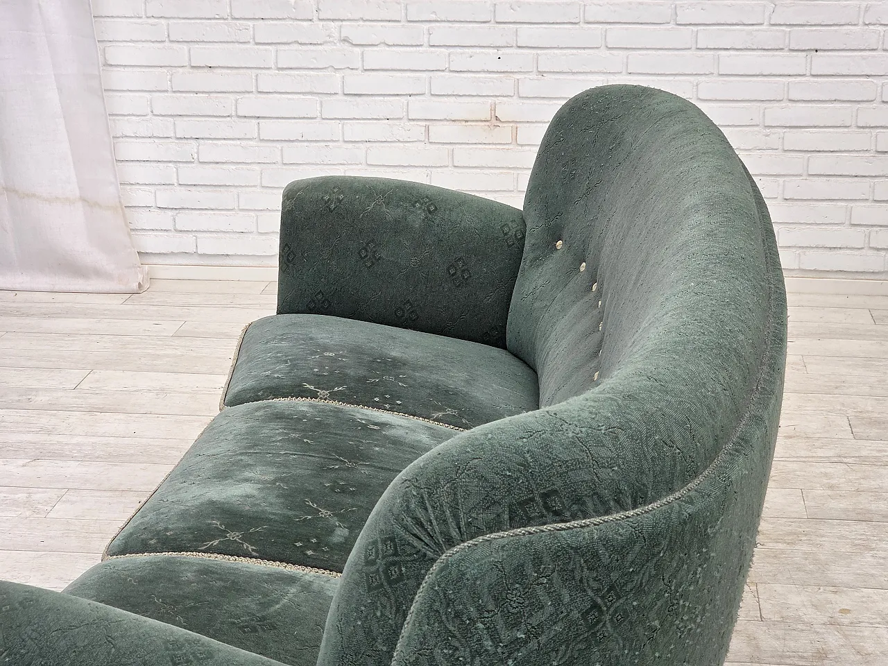 Divano danese a 3 posti verde chiaro, Anni '60 14