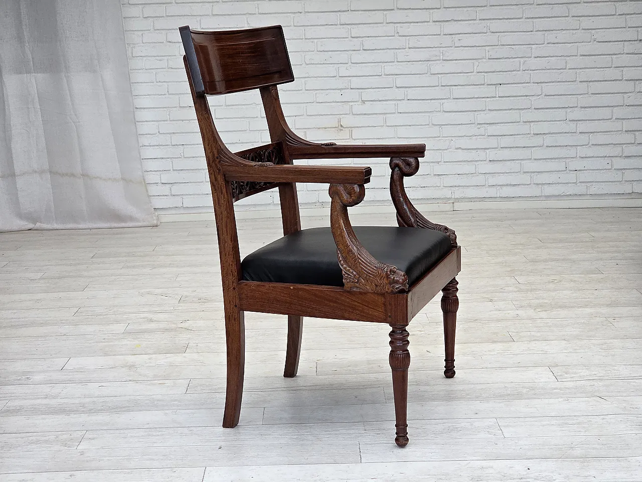 Copiia di poltrone di Georges Jacob teak, 1920-30 4