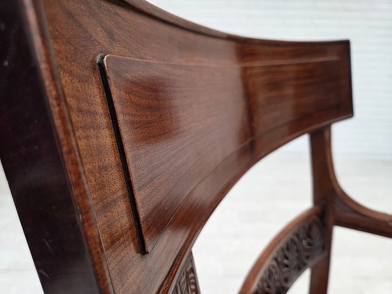 Copiia di poltrone di Georges Jacob teak, 1920-30 9