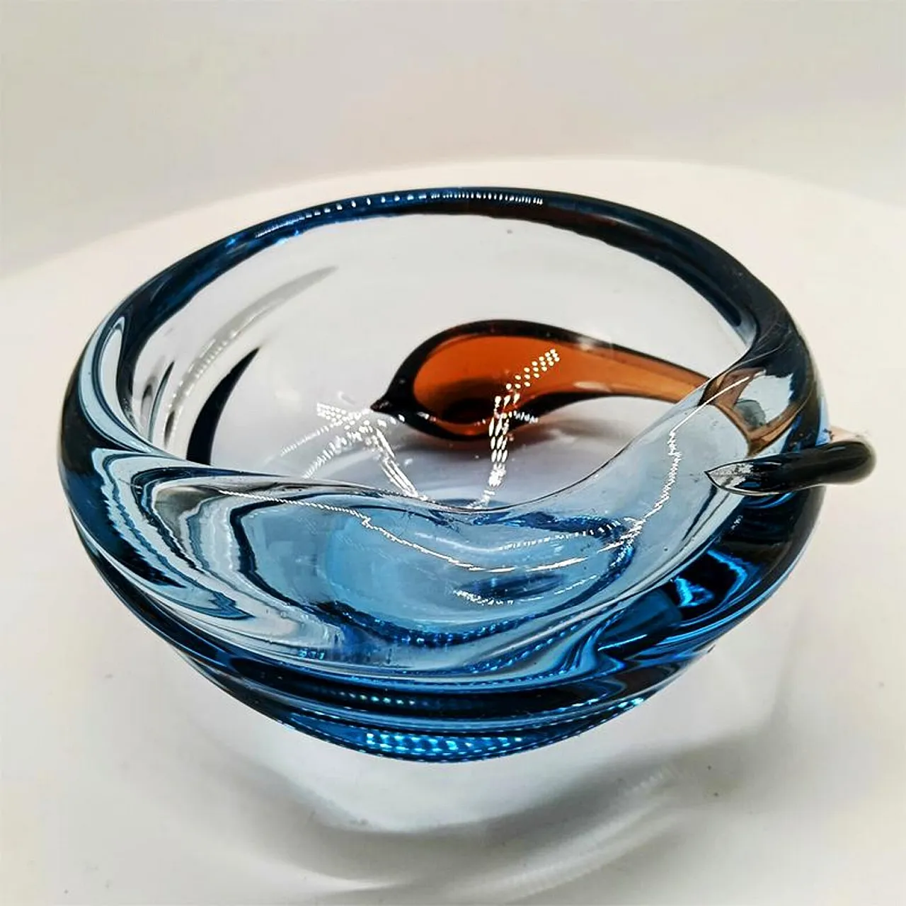 Ashtray in blown and handcrafted Murano glass, 1960s 4