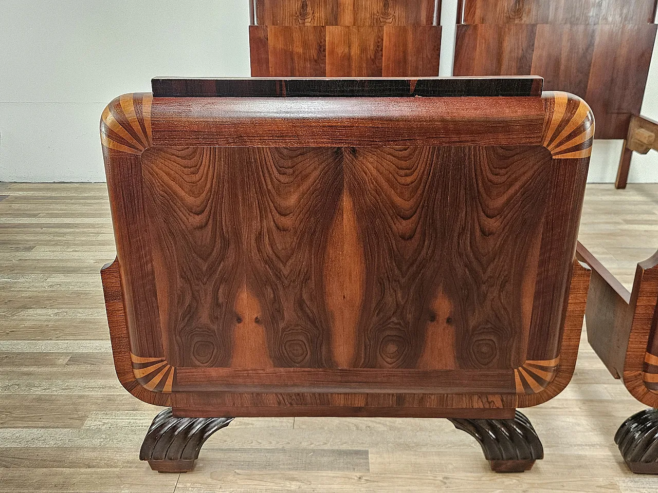 Pair of single beds art deco in mahogany and pink maple 14