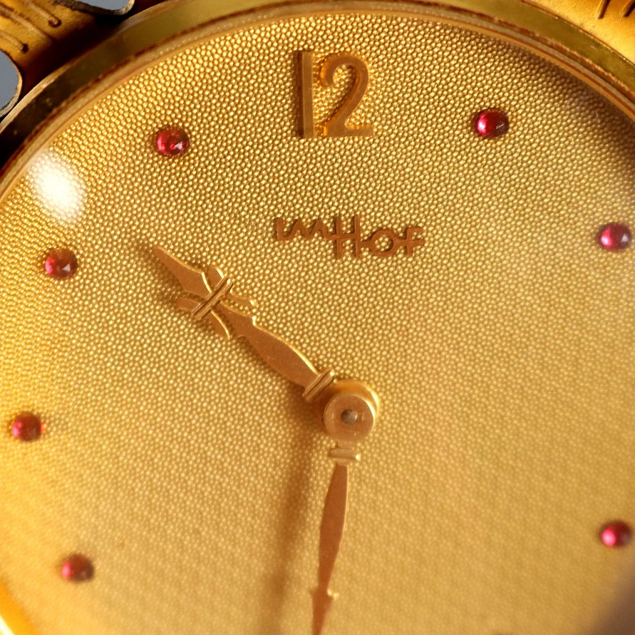 Imhof table clock in gilded brass, 1950s 6