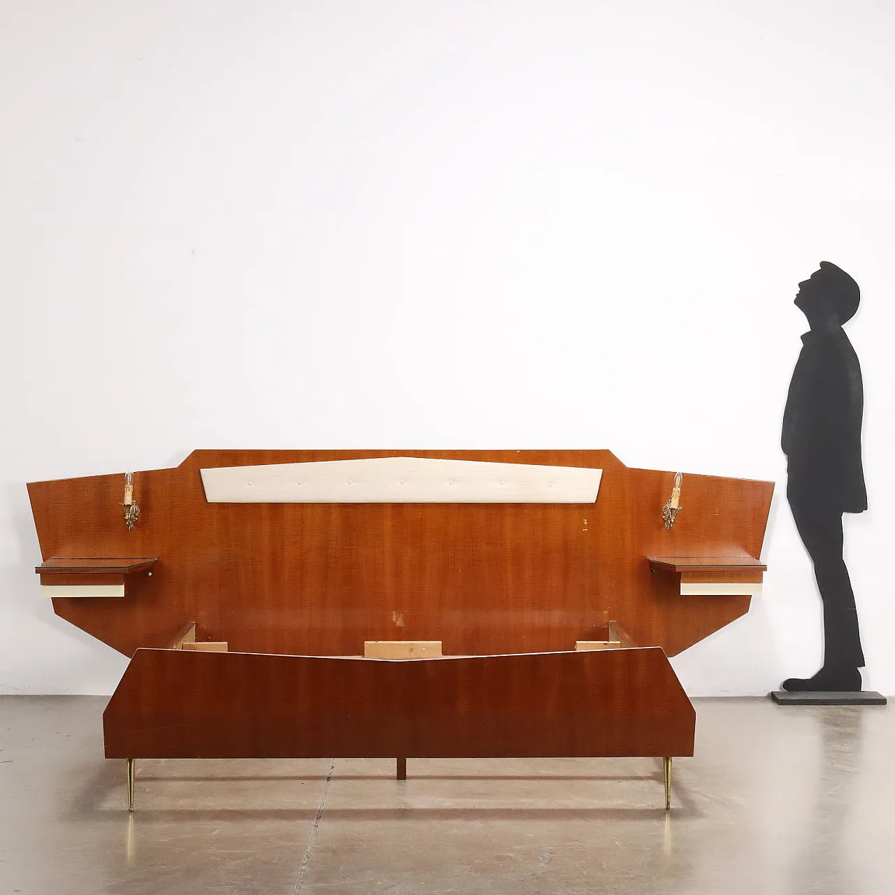 Mahogany double bed with bedside tables, mid-20th century 2