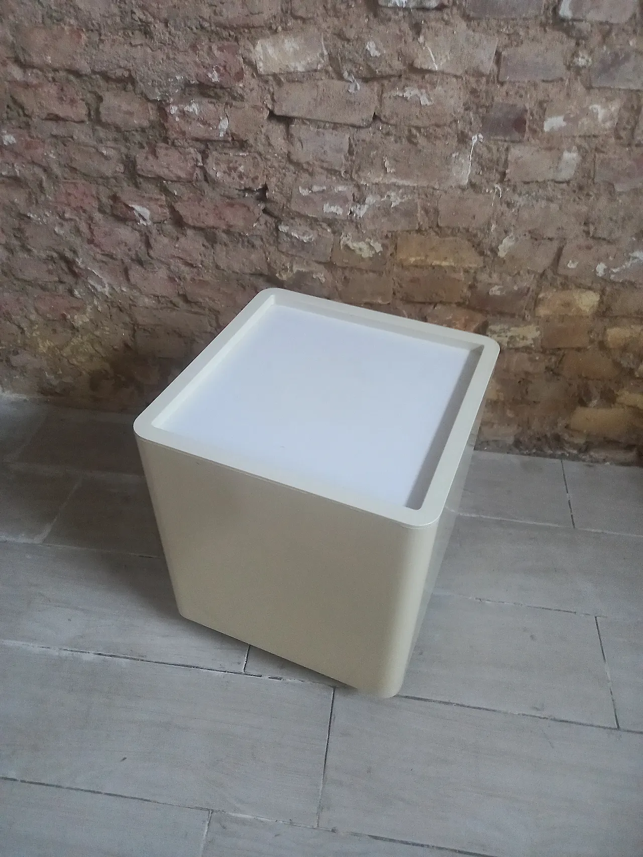 Cabinet with Rotelle Valletto Framework Production Valenti 4