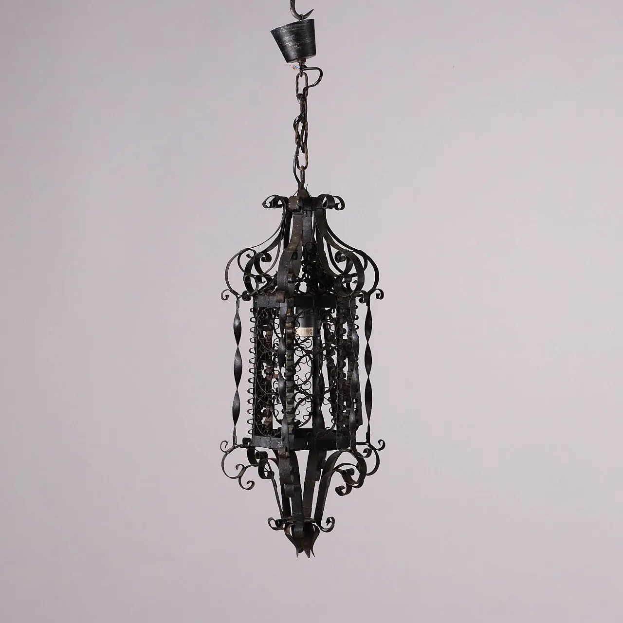 Lantern in wrought iron, 19th century 1