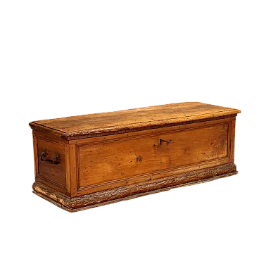 Cassa in noce e ferro battuto, '700