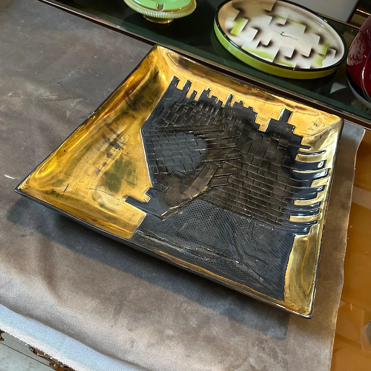 Gold and black ceramic vide poche by Capodimonte, 1980s 4