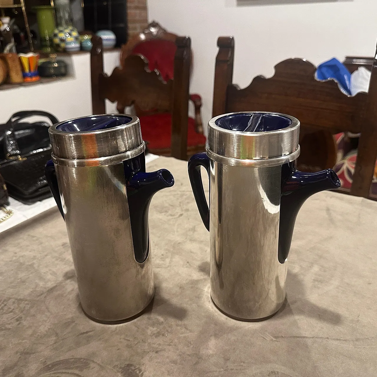 Coppia di caffettiere di Lino Sabattini, anni '80 12