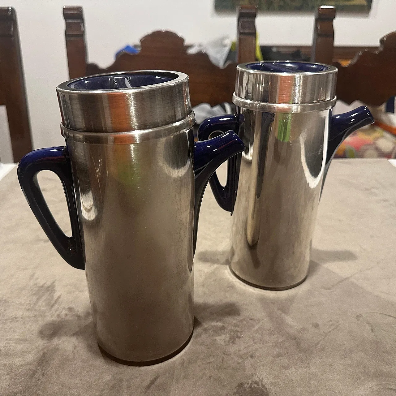 Coppia di caffettiere di Lino Sabattini, anni '80 14