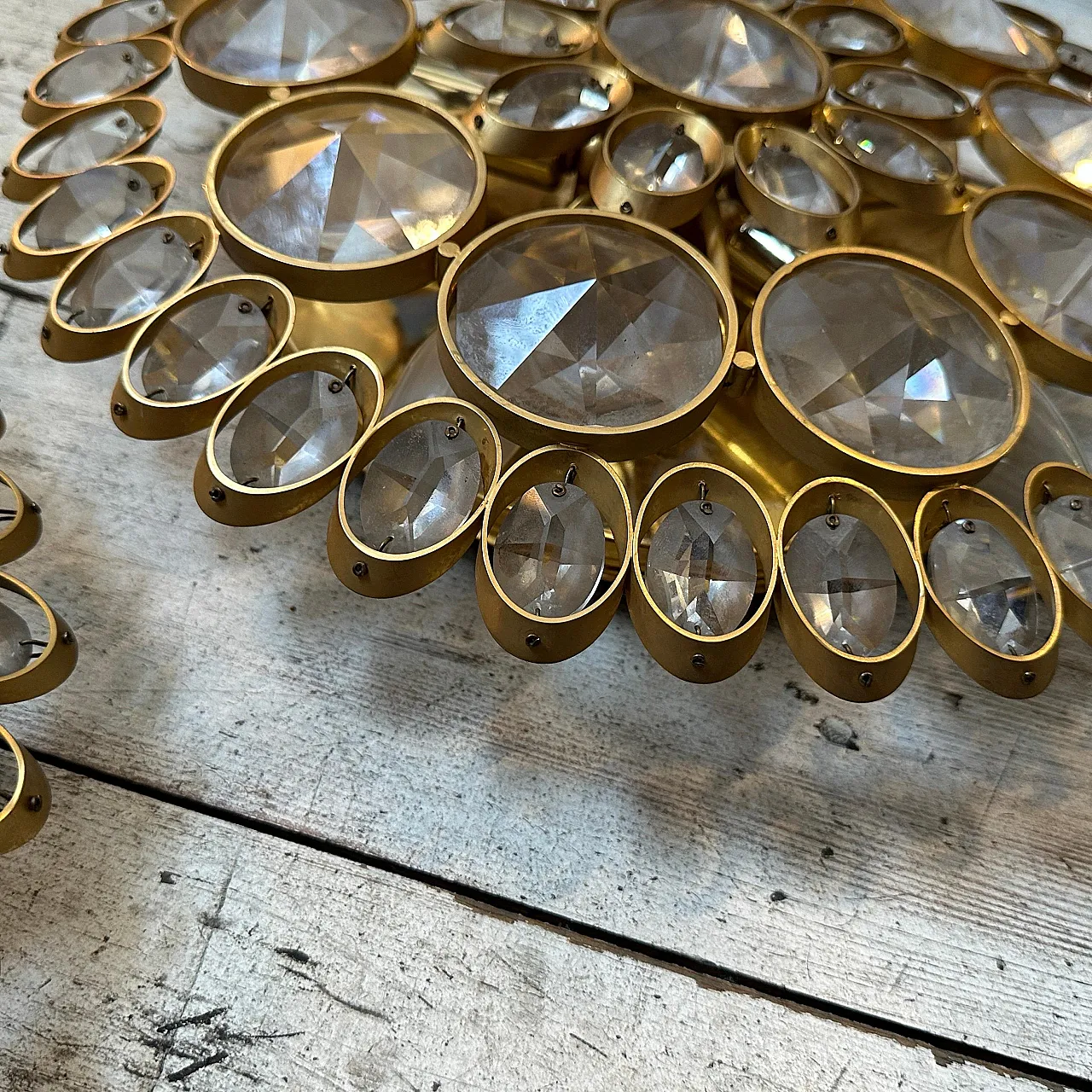 Coppia di lampade da parete o da soffitto in ottone e vetro, anni '60 5