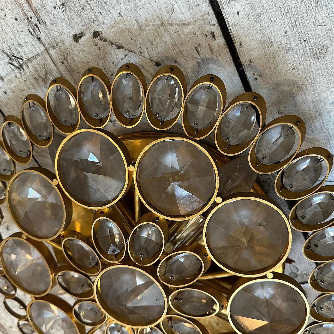 Coppia di lampade da parete o da soffitto in ottone e vetro, anni '60 8