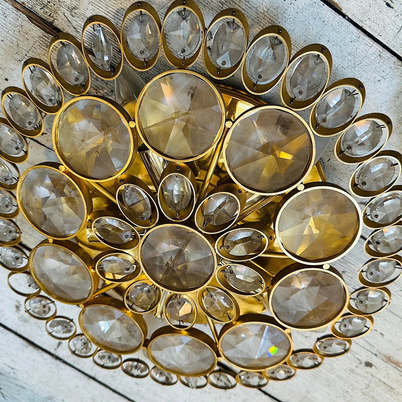 Coppia di lampade da parete o da soffitto in ottone e vetro, anni '60 12