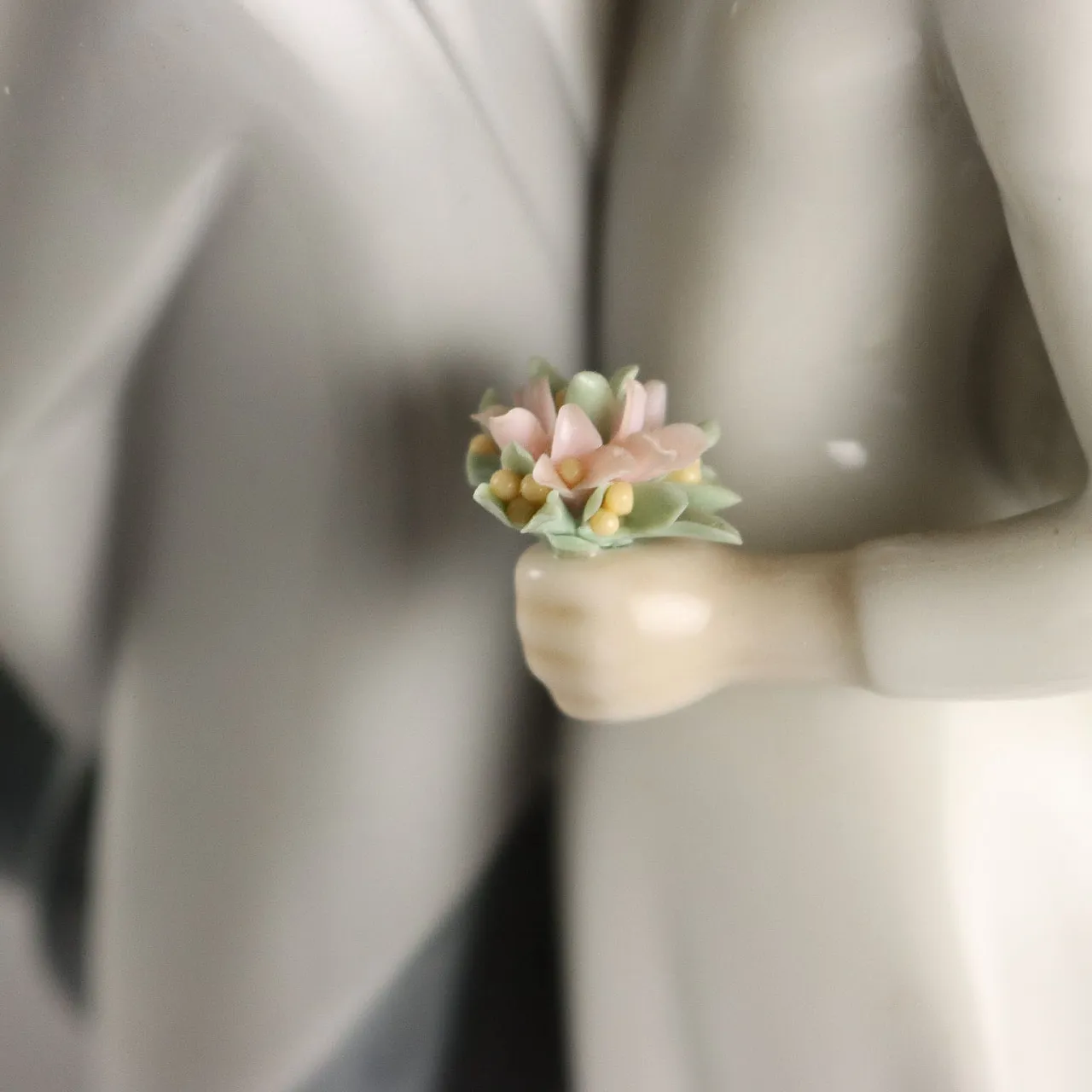 Porcelain sculpture, married couple, Lladro Spain, 20th century 4