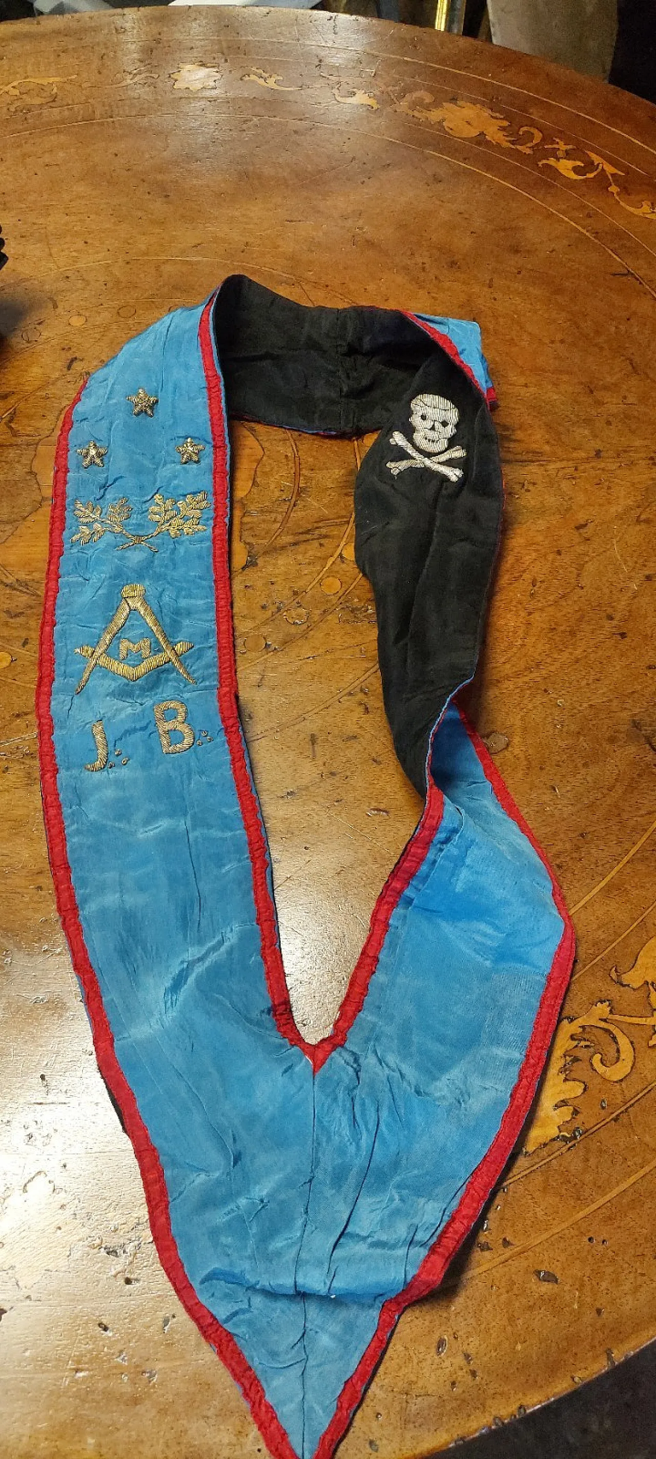 Embroidered Masonic stole, late 19th century 8