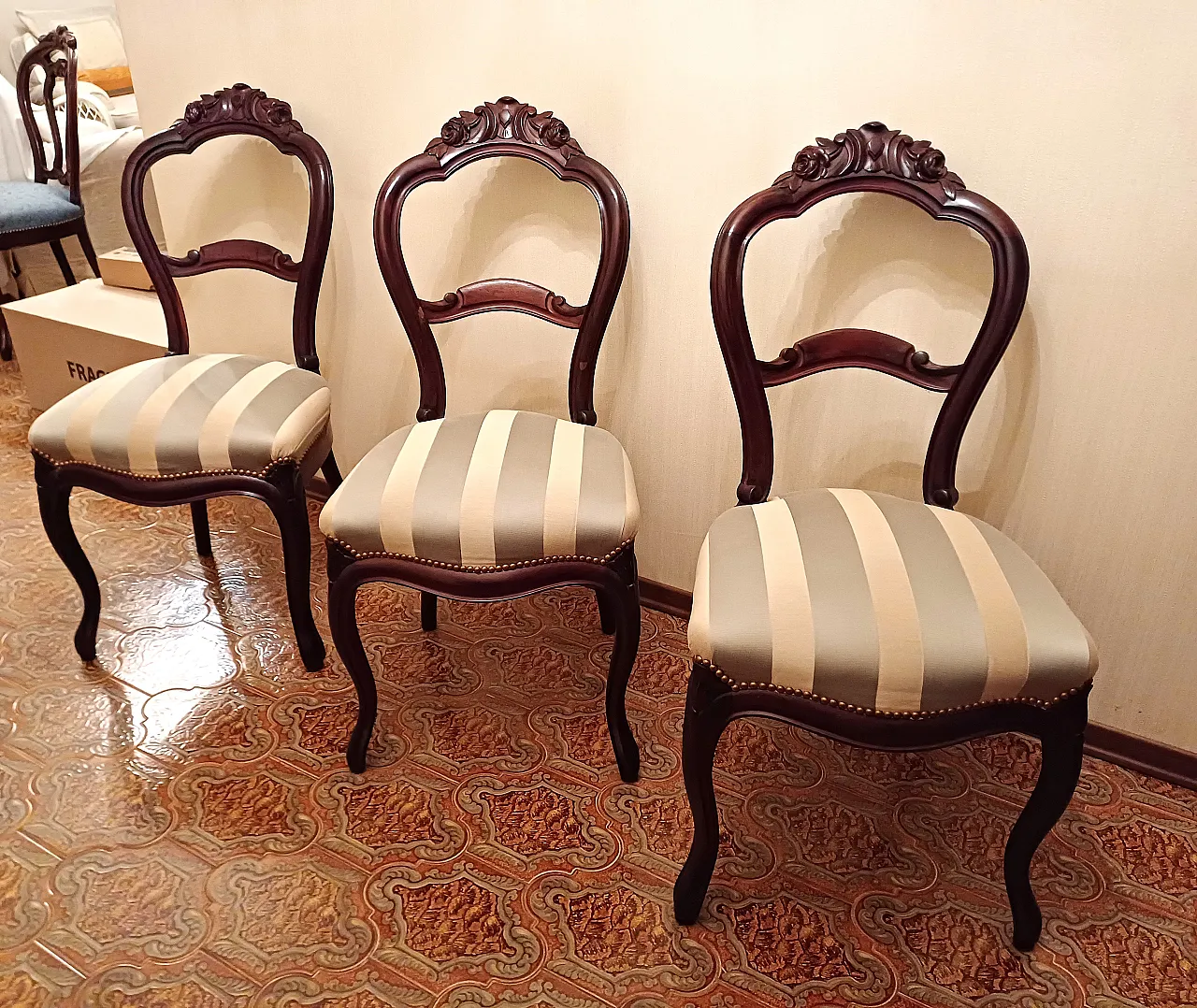 Lotto 3 Sedie In Noce Stile Luigi Filippo, '800 6