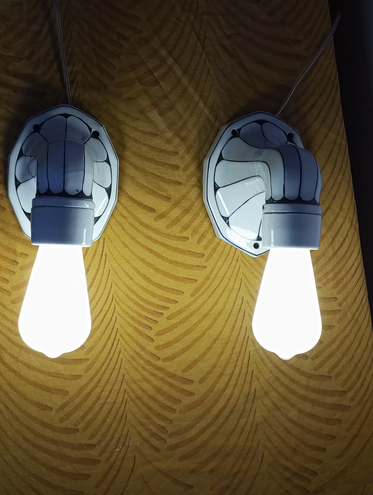 Set di appliques Art Noveau in pocellana Brunquell, Germania, anni ‘60 12