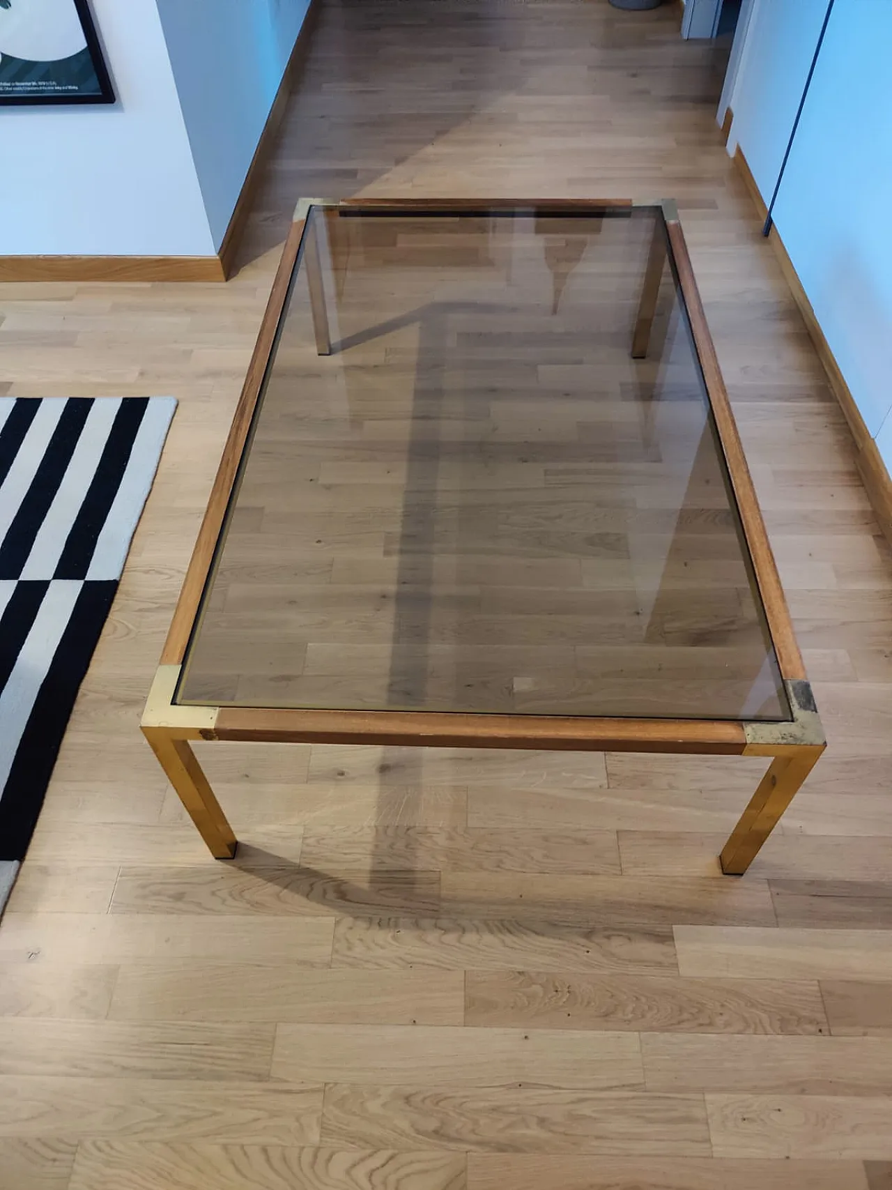 Living room table. Brass, root and glass, 70s 6