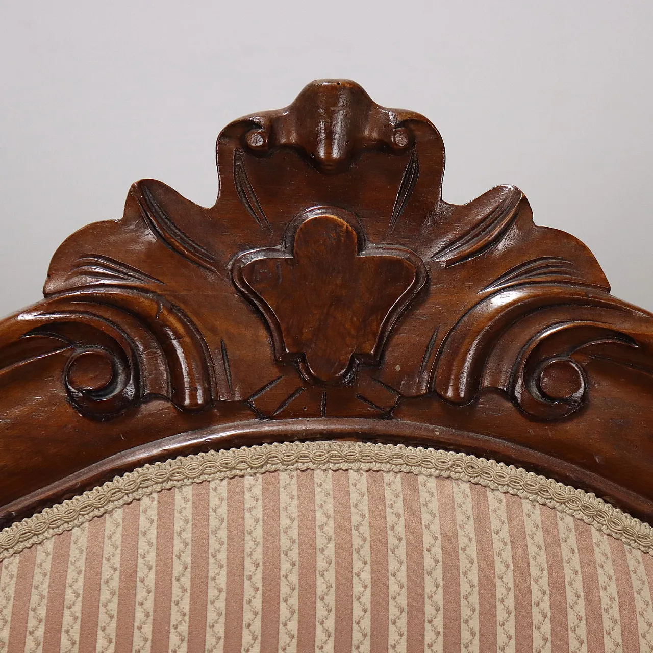 Divano Umbertino in noce e tessuto, '800 6