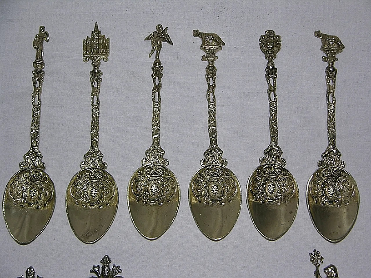 Collezione di Posate con stemmi araldici, anni '20 16