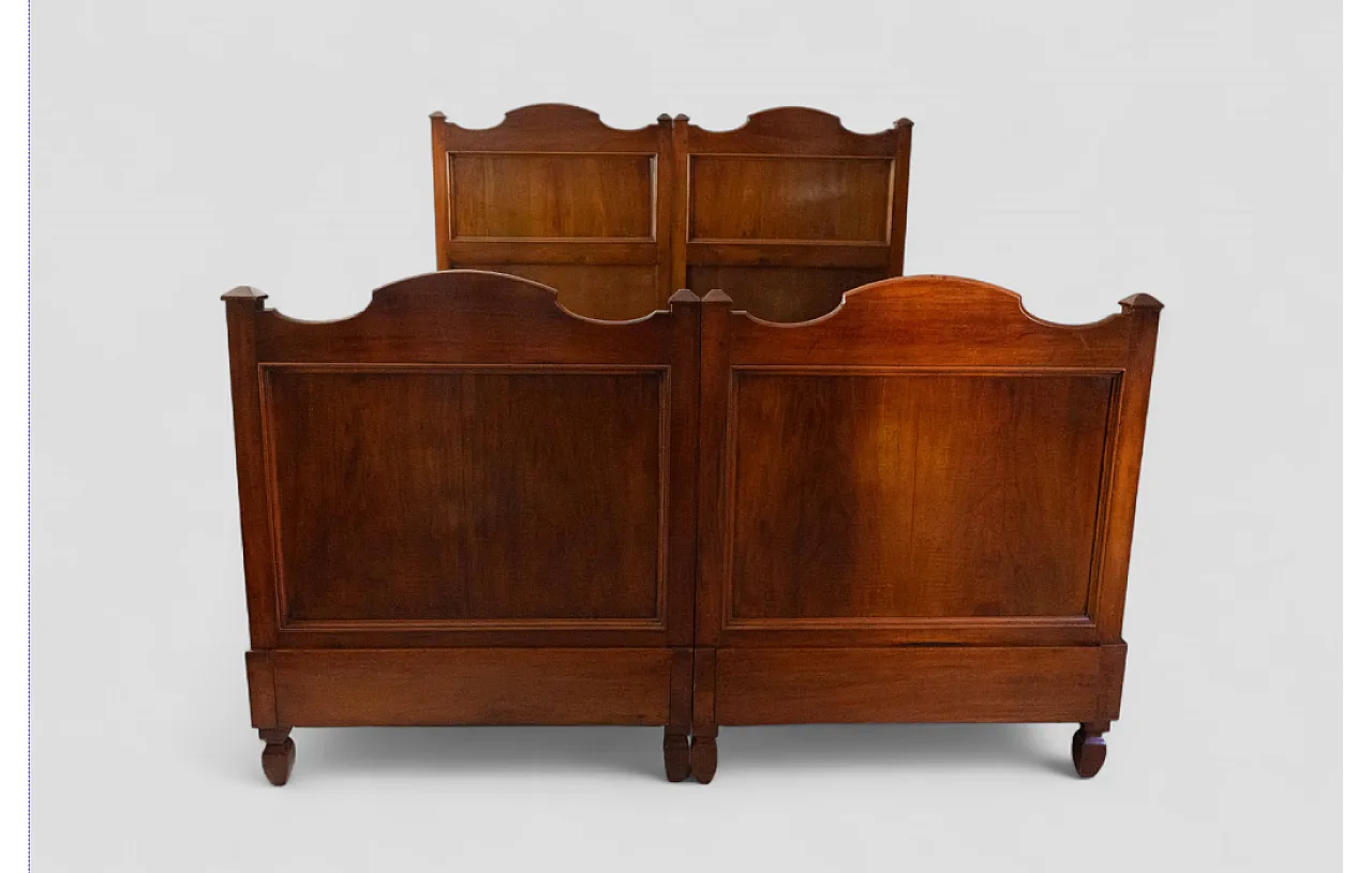 Letto matrimoniale in legno massello con cassetti, '900 1