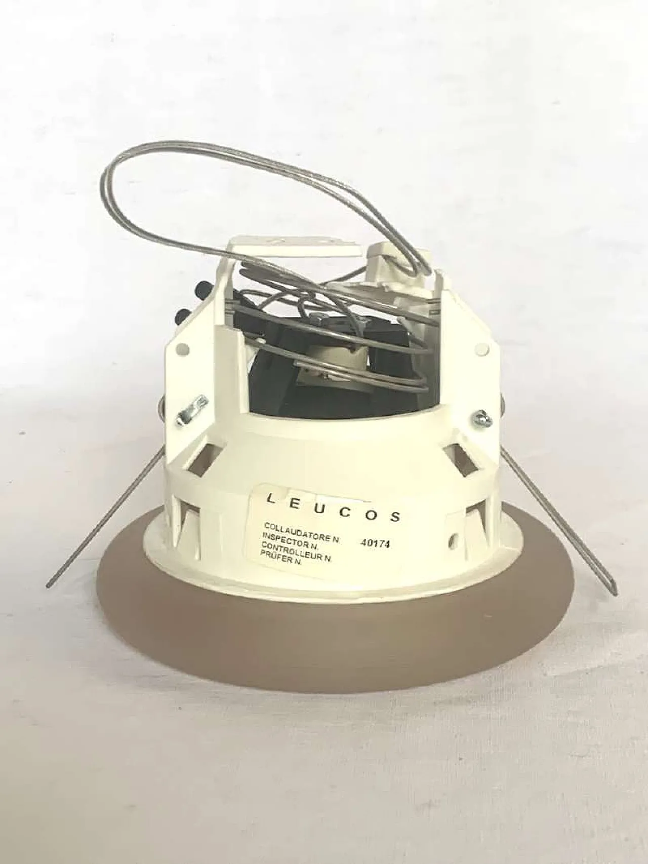 Faretto a incasso VAN 2 di Roberto Pamio per Leucos, anni '80 3