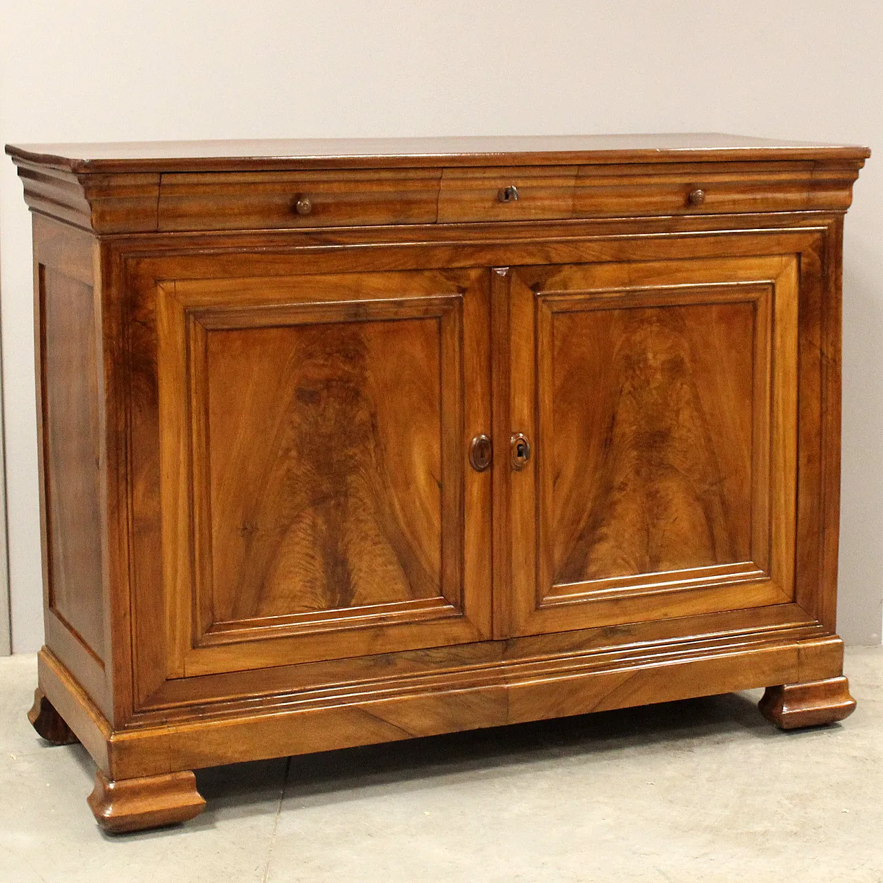Cappuccina sideboard Louis Philippe walnut, 19th century 2