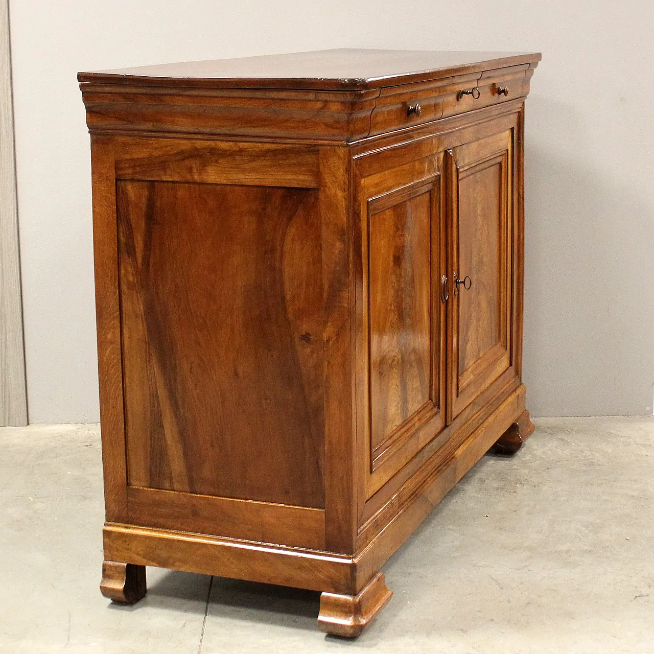 Cappuccina sideboard Louis Philippe walnut, 19th century 3
