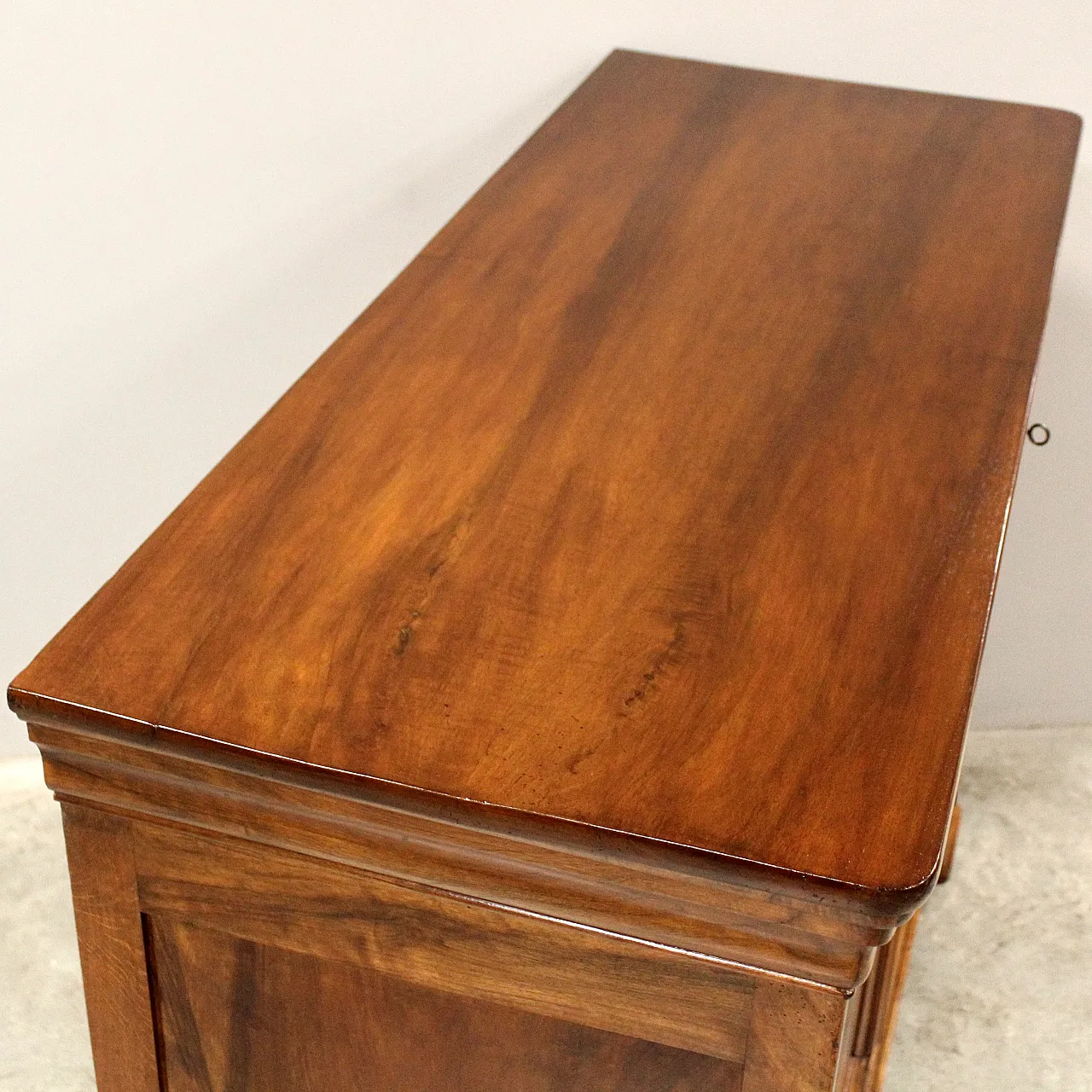 Cappuccina sideboard Louis Philippe walnut, 19th century 7