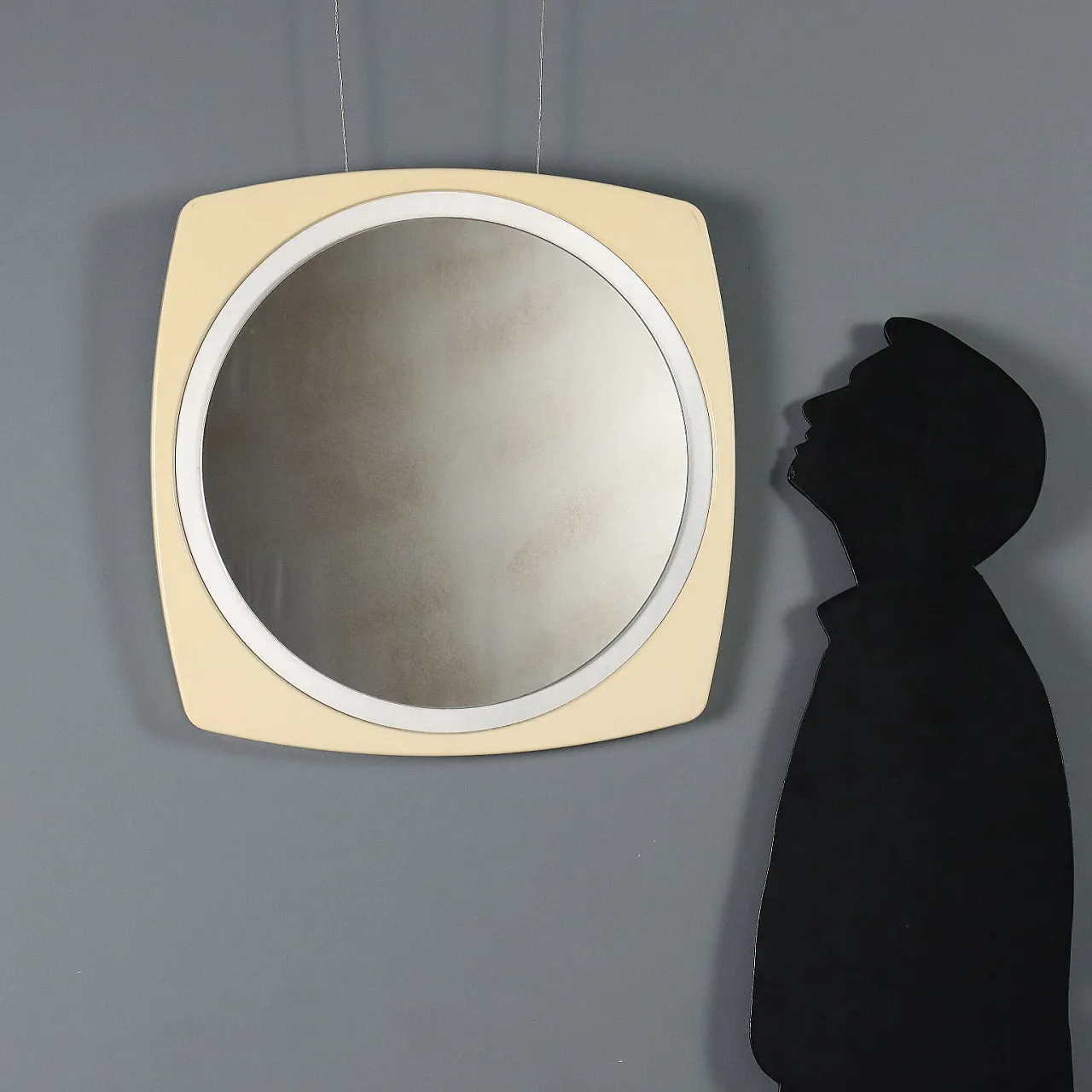 Specchio con cornice in vetro e plastica, anni '70 2