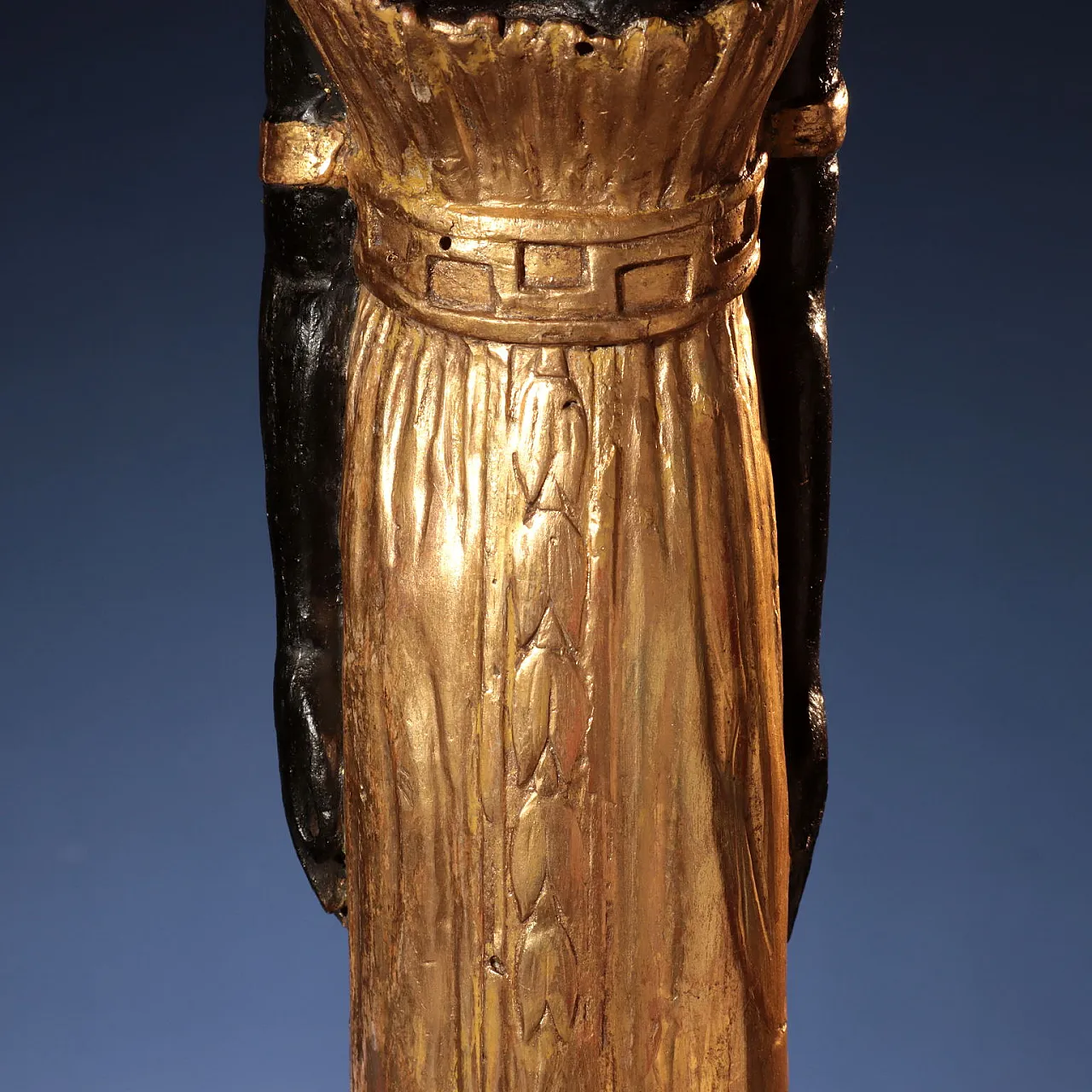 Wood and alabaster gueridon with Egyptian-style caryatids, 19th century 4