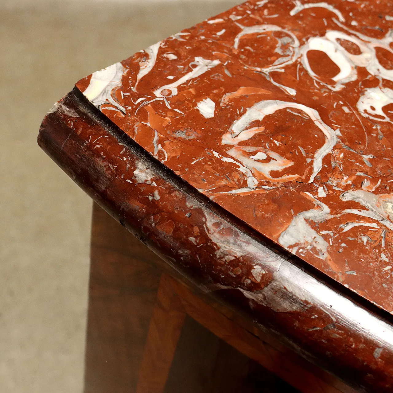 Rococo rosewood dresser with bronze and red marble elements, 18th century 5