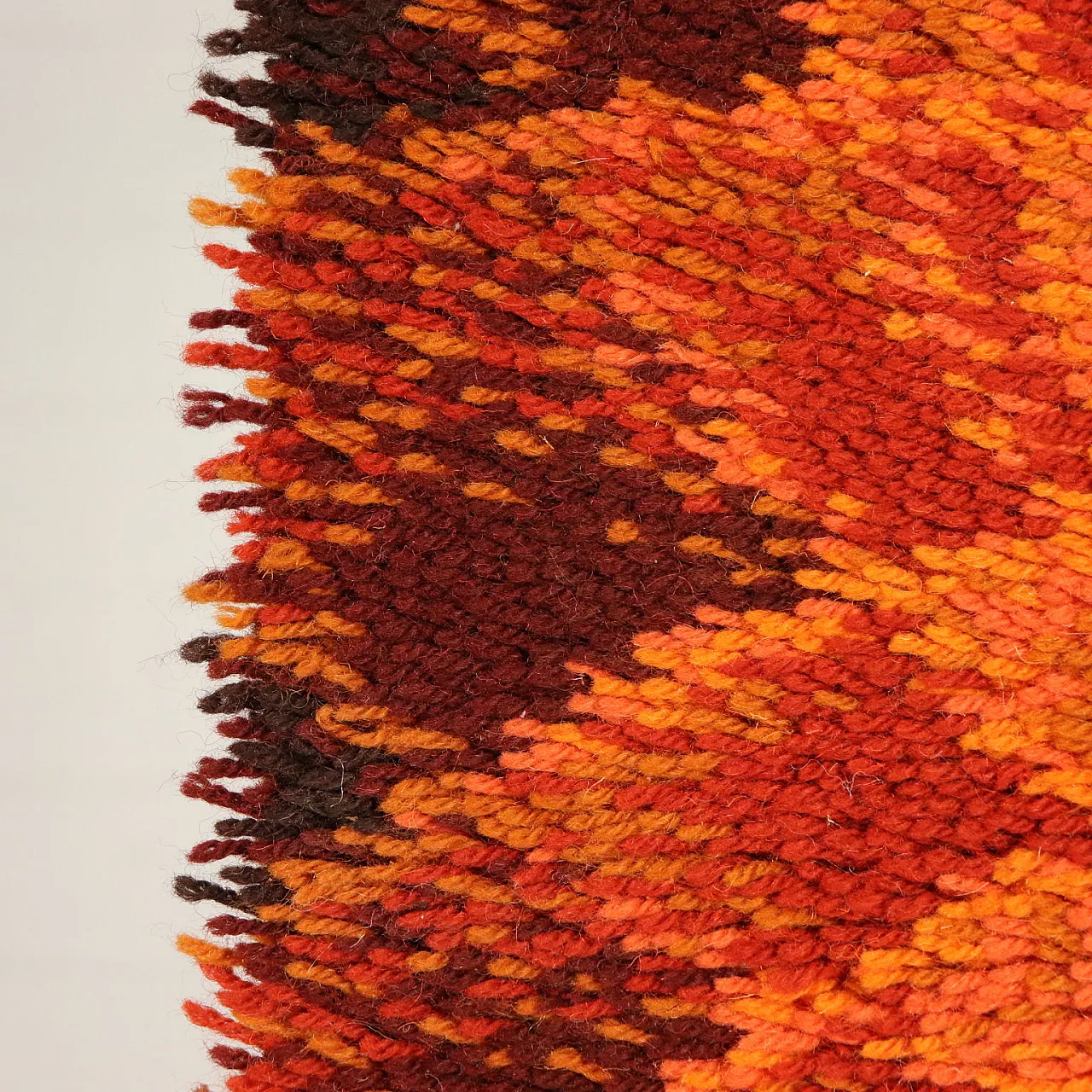 Tappeto in misto lana a pelo lungo 5